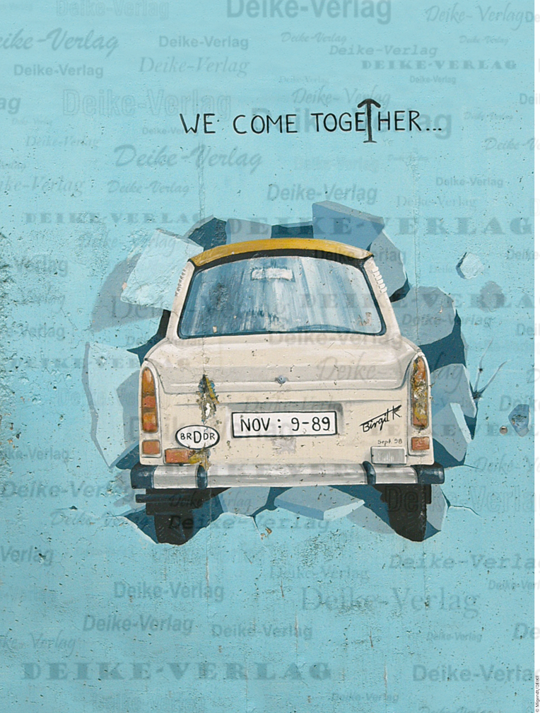 Sperrmauer Berlin mit Trabant